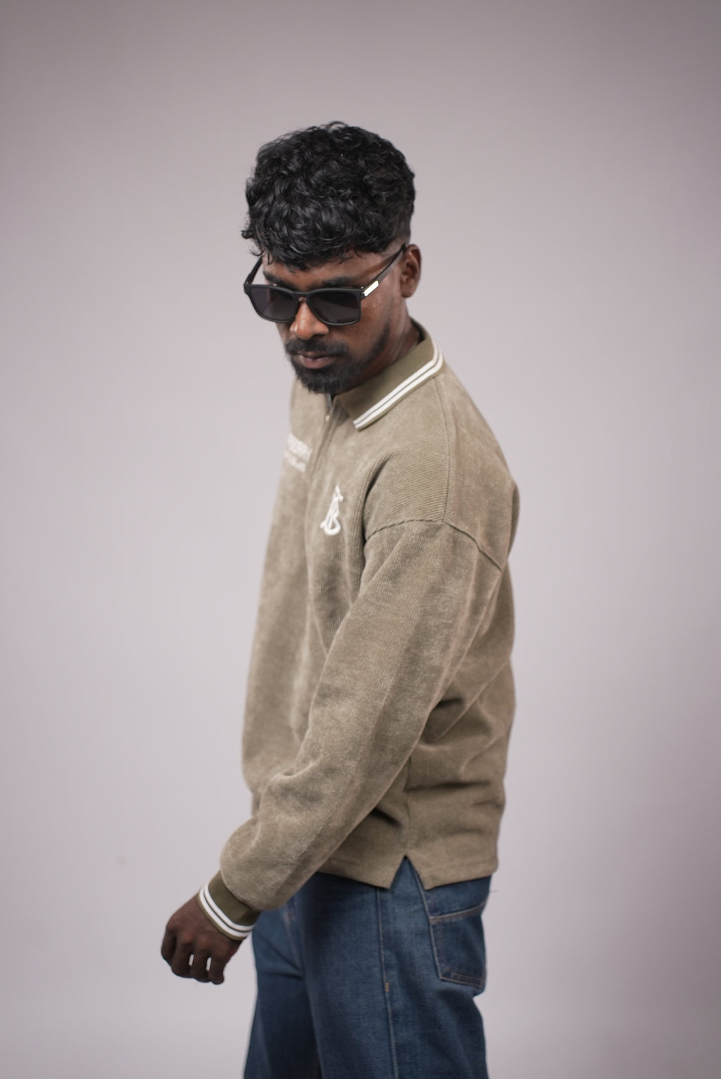 MEN TEXTURED POLO SWEATSHIRT
