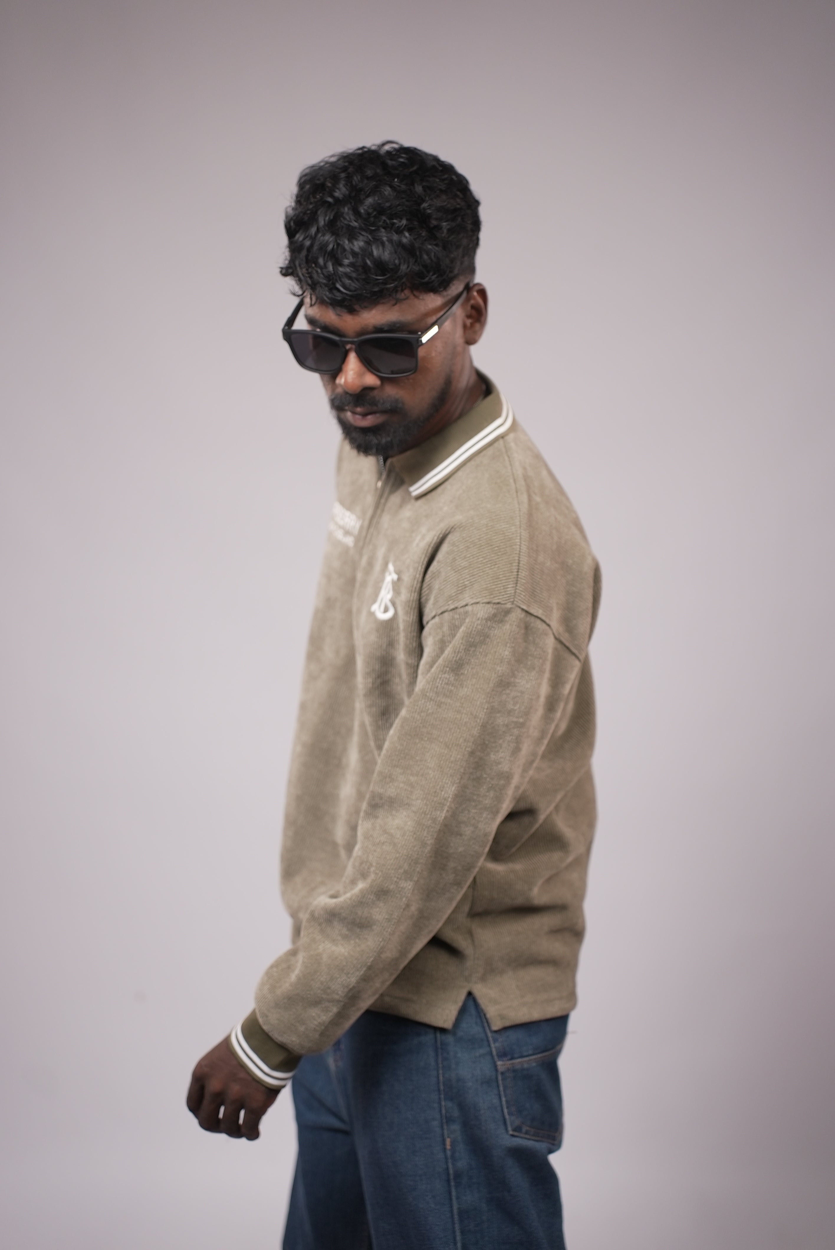 MEN TEXTURED POLO SWEATSHIRT