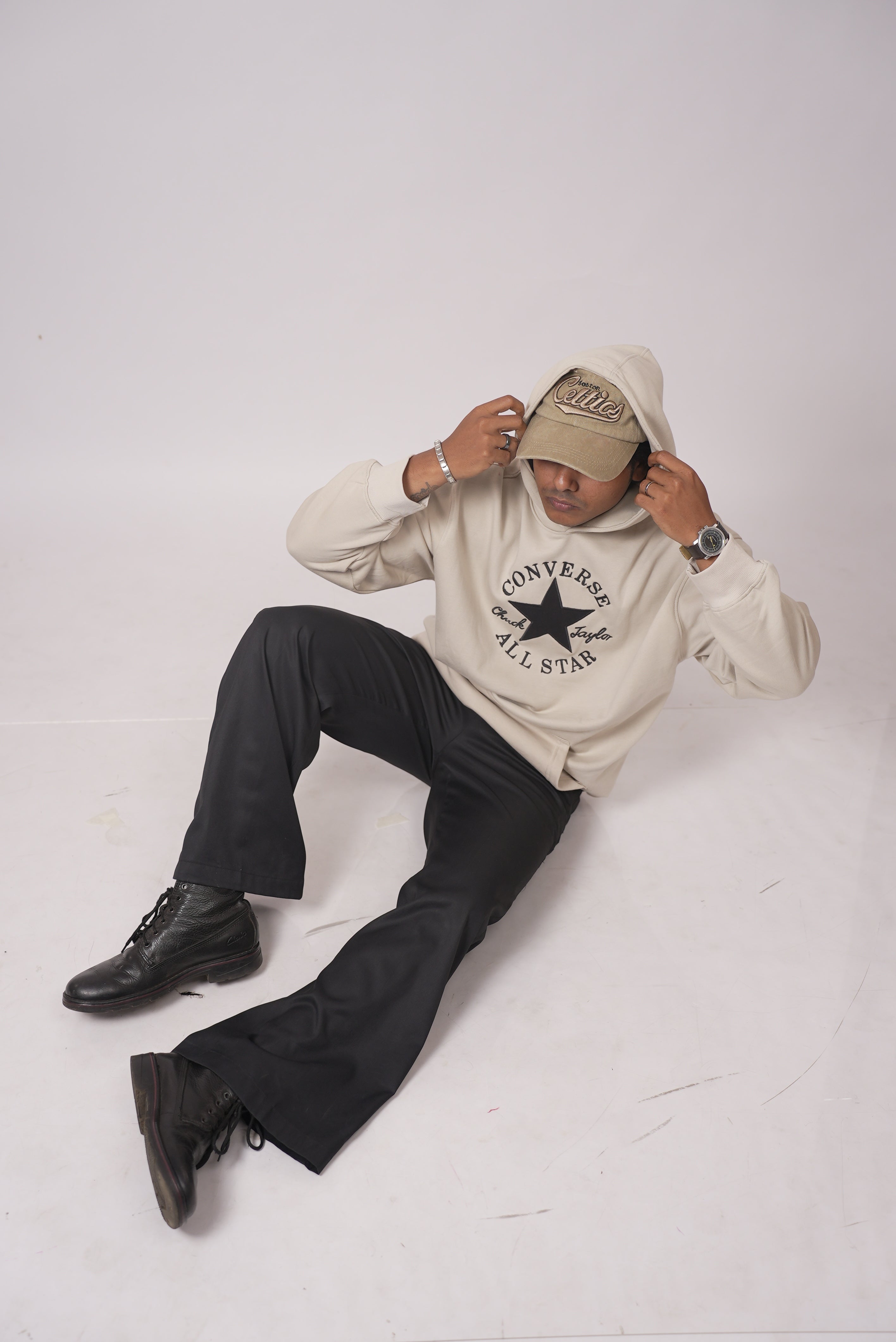 HOODIE SWEATWEAR CREWNECK WITH A HOOD
