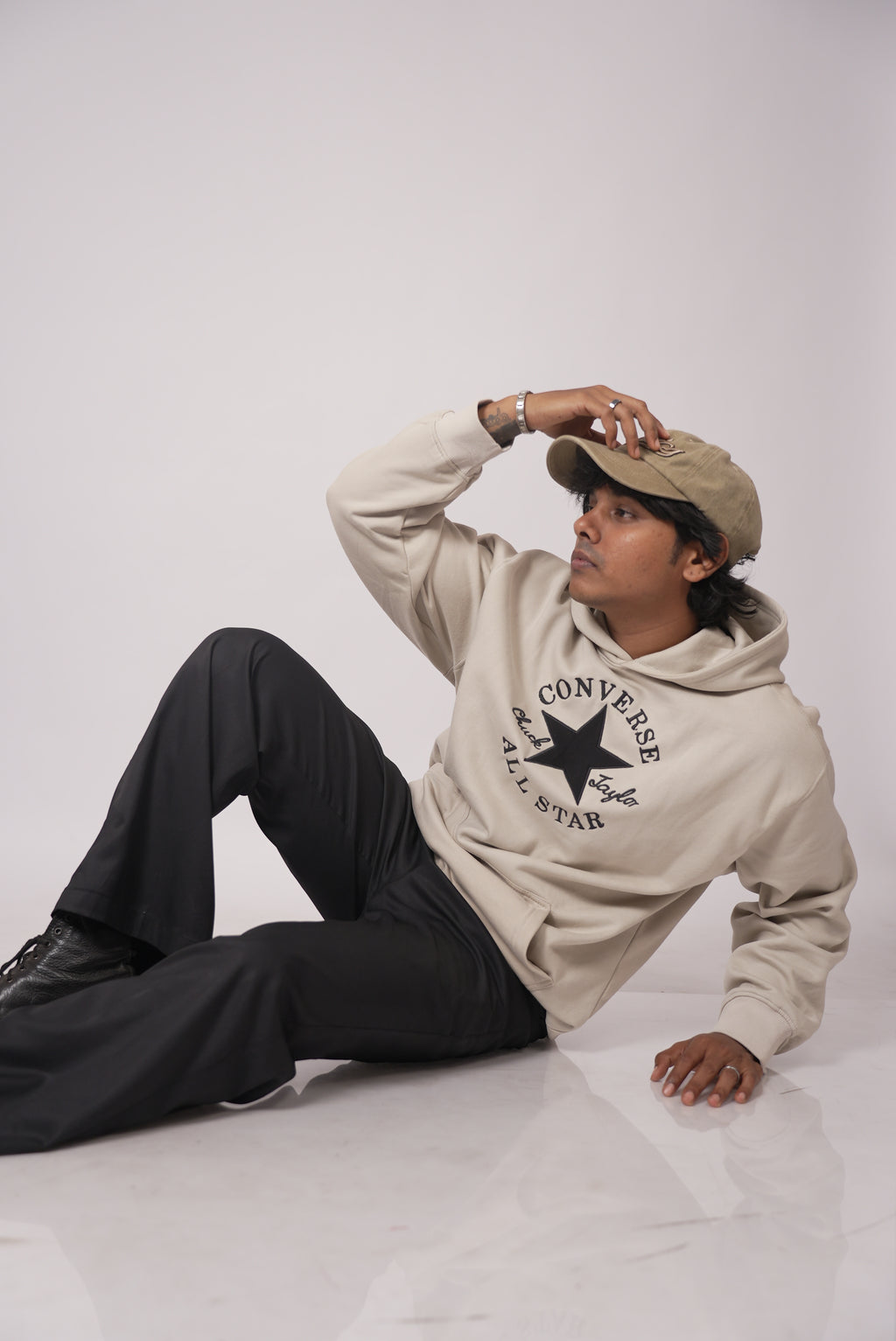 HOODIE SWEATWEAR CREWNECK WITH A HOOD