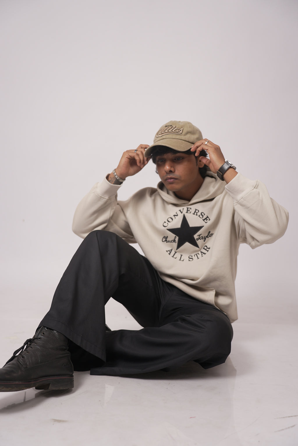 HOODIE SWEATWEAR CREWNECK WITH A HOOD