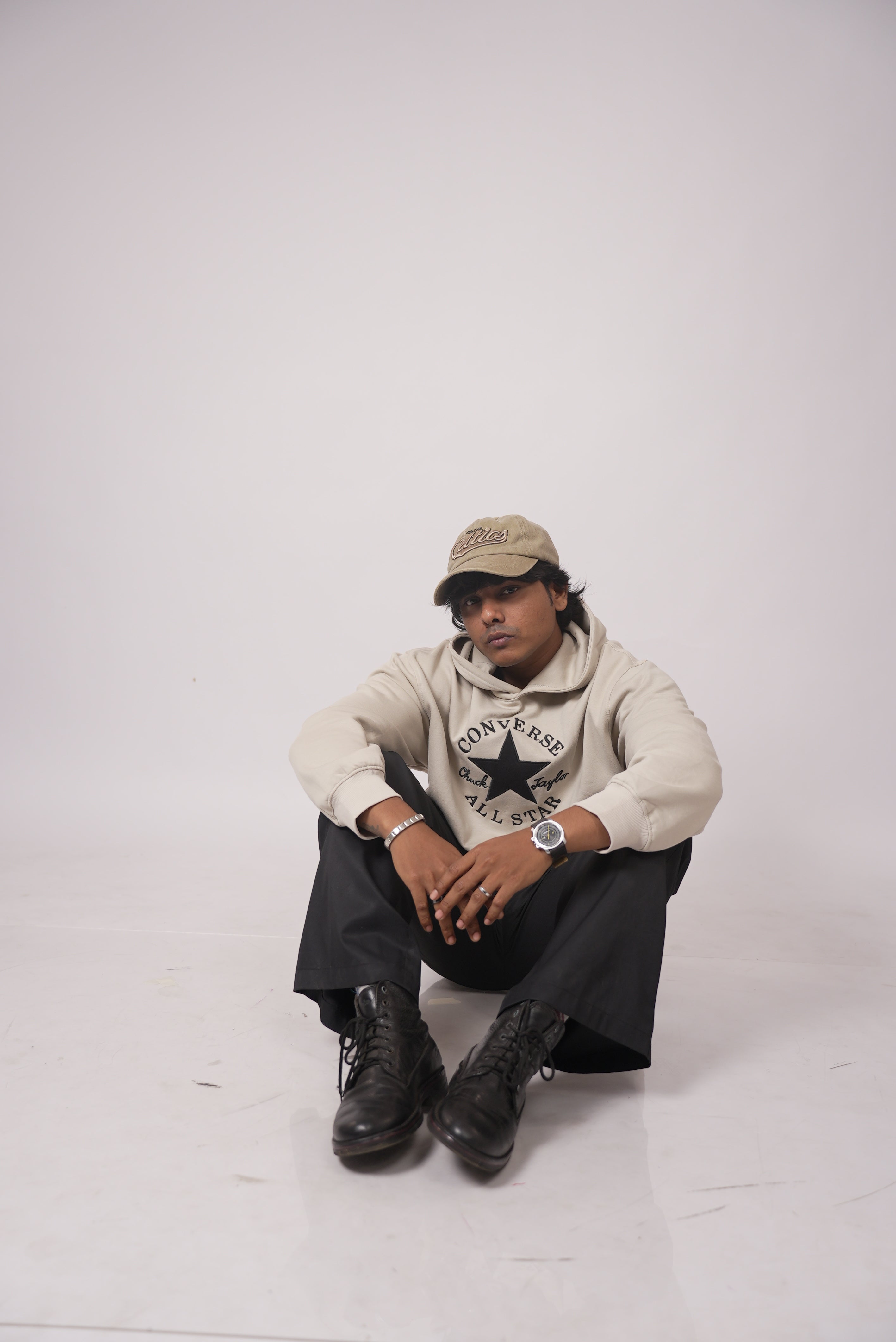 HOODIE SWEATWEAR CREWNECK WITH A HOOD